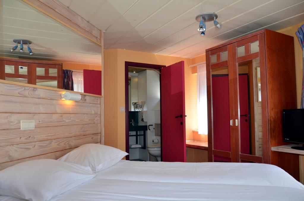 Hotel Les Arcades - La-Roche-En-Ardenne Ngoại thất bức ảnh